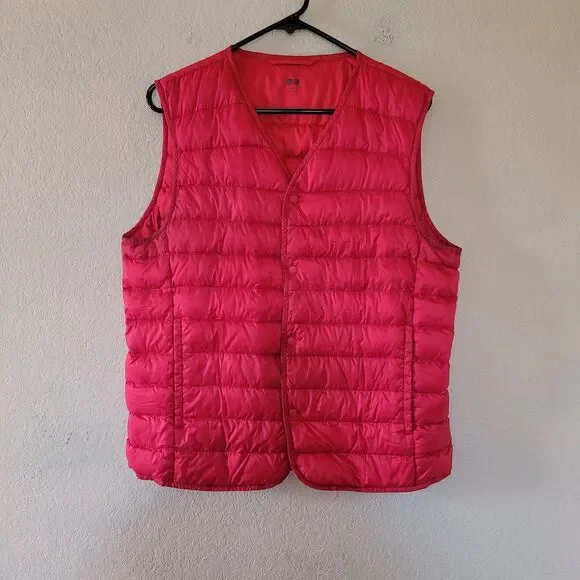 Uniqlo Vest Women Medium Red Down Puffer Coat Quilted Lightweight Insulated - Picture 1 of 6